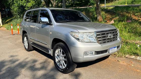 TOYOTA LAND CRUISER 4.5 I6 GASOLINA MANUAL